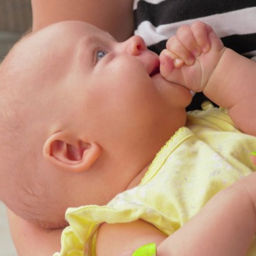 <a class=ContentLinkGreen href=/fr/kits_graphiques_templates_stock-video.html>Stock Vid�o</a></font> femme principal 128644