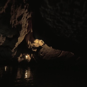 <a class=ContentLinkGreen href=/fr/kits_graphiques_templates_stock-video.html>Stock Vid�o</a></font> voyage sombre 132323