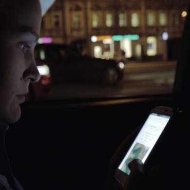 <a class=ContentLinkGreen href=/fr/kits_graphiques_templates_stock-video.html>Stock Vid�o</a></font> femme voyage 132446