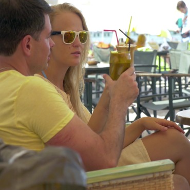 <a class=ContentLinkGreen href=/fr/kits_graphiques_templates_stock-video.html>Stock Vid�o</a></font> �t� femme 133997