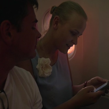 <a class=ContentLinkGreen href=/fr/kits_graphiques_templates_stock-video.html>Stock Vid�o</a></font> femme fehomme 135424