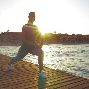 <a class=ContentLinkGreen href=/fr/kits_graphiques_templates_stock-video.html>Stock Vid�o</a></font> femme femme 139627