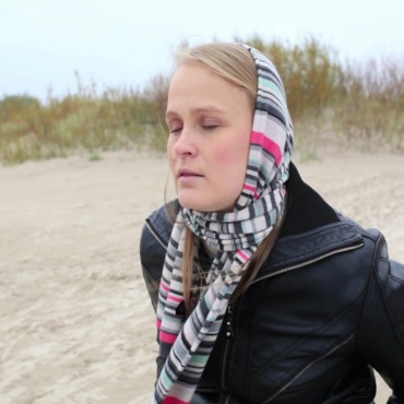 <a class=ContentLinkGreen href=/fr/kits_graphiques_templates_stock-video.html>Stock Vid�o</a></font> femme femme 139770