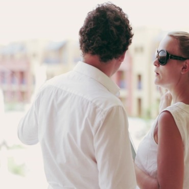 <a class=ContentLinkGreen href=/fr/kits_graphiques_templates_stock-video.html>Stock Vid�o</a></font> femme itampon 141639