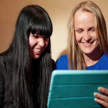 <a class=ContentLinkGreen href=/fr/kits_graphiques_templates_stock-video.html>Stock Vid�o</a></font> beaut� femme 141641