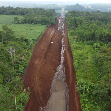 <a class=ContentLinkGreen href=/fr/kits_graphiques_templates_stock-video.html>Stock Vid�o</a></font> paysage pistes 156269