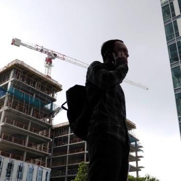 <a class=ContentLinkGreen href=/fr/kits_graphiques_templates_stock-video.html>Stock Vid�o</a></font> homme homme 164372