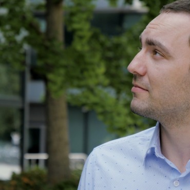 <a class=ContentLinkGreen href=/fr/kits_graphiques_templates_stock-video.html>Stock Vid�o</a></font> business gai 164379