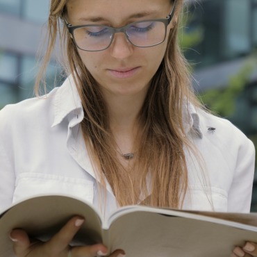 <a class=ContentLinkGreen href=/fr/kits_graphiques_templates_stock-video.html>Stock Vid�o</a></font> beaut� caucasian 164419