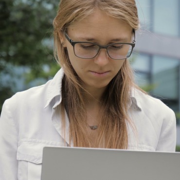 <a class=ContentLinkGreen href=/fr/kits_graphiques_templates_stock-video.html>Stock Vid�o</a></font> plein-air business 164431