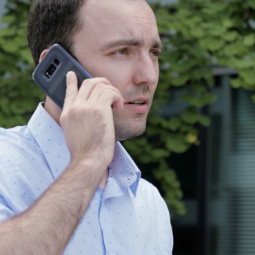 <a class=ContentLinkGreen href=/fr/kits_graphiques_templates_stock-video.html>Stock Vid�o</a></font> business jeune 164432