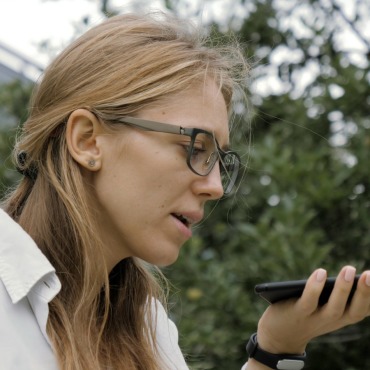 <a class=ContentLinkGreen href=/fr/kits_graphiques_templates_stock-video.html>Stock Vid�o</a></font> microt�l�phone sms 165844