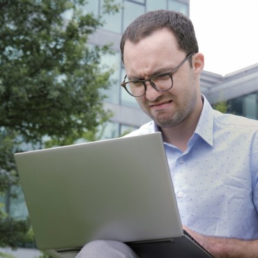 <a class=ContentLinkGreen href=/fr/kits_graphiques_templates_stock-video.html>Stock Vid�o</a></font> disgust portable 166873