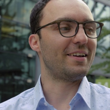 <a class=ContentLinkGreen href=/fr/kits_graphiques_templates_stock-video.html>Stock Vid�o</a></font> d�sinvolte closeup 170956