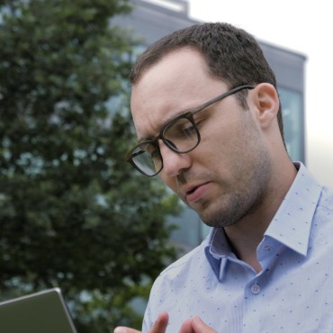 <a class=ContentLinkGreen href=/fr/kits_graphiques_templates_stock-video.html>Stock Vid�o</a></font> business appel 174028