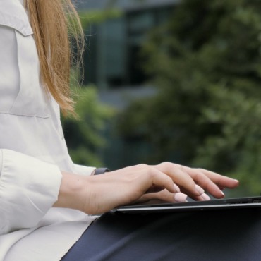 <a class=ContentLinkGreen href=/fr/kits_graphiques_templates_stock-video.html>Stock Vid�o</a></font> ordinateur business 174075