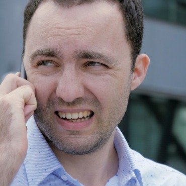 <a class=ContentLinkGreen href=/fr/kits_graphiques_templates_stock-video.html>Stock Vid�o</a></font> businesshomme appel 174569