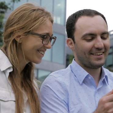 <a class=ContentLinkGreen href=/fr/kits_graphiques_templates_stock-video.html>Stock Vid�o</a></font> fehomme joyeux 174744