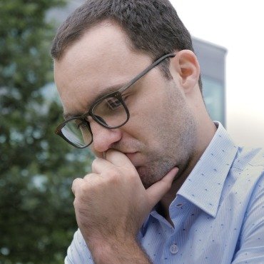 <a class=ContentLinkGreen href=/fr/kits_graphiques_templates_stock-video.html>Stock Vid�o</a></font> portable homme 174760