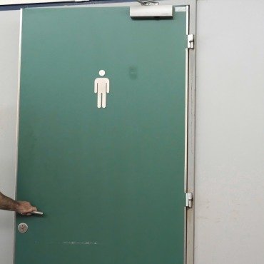 <a class=ContentLinkGreen href=/fr/kits_graphiques_templates_stock-video.html>Stock Vid�o</a></font> toilette restchambre 175047