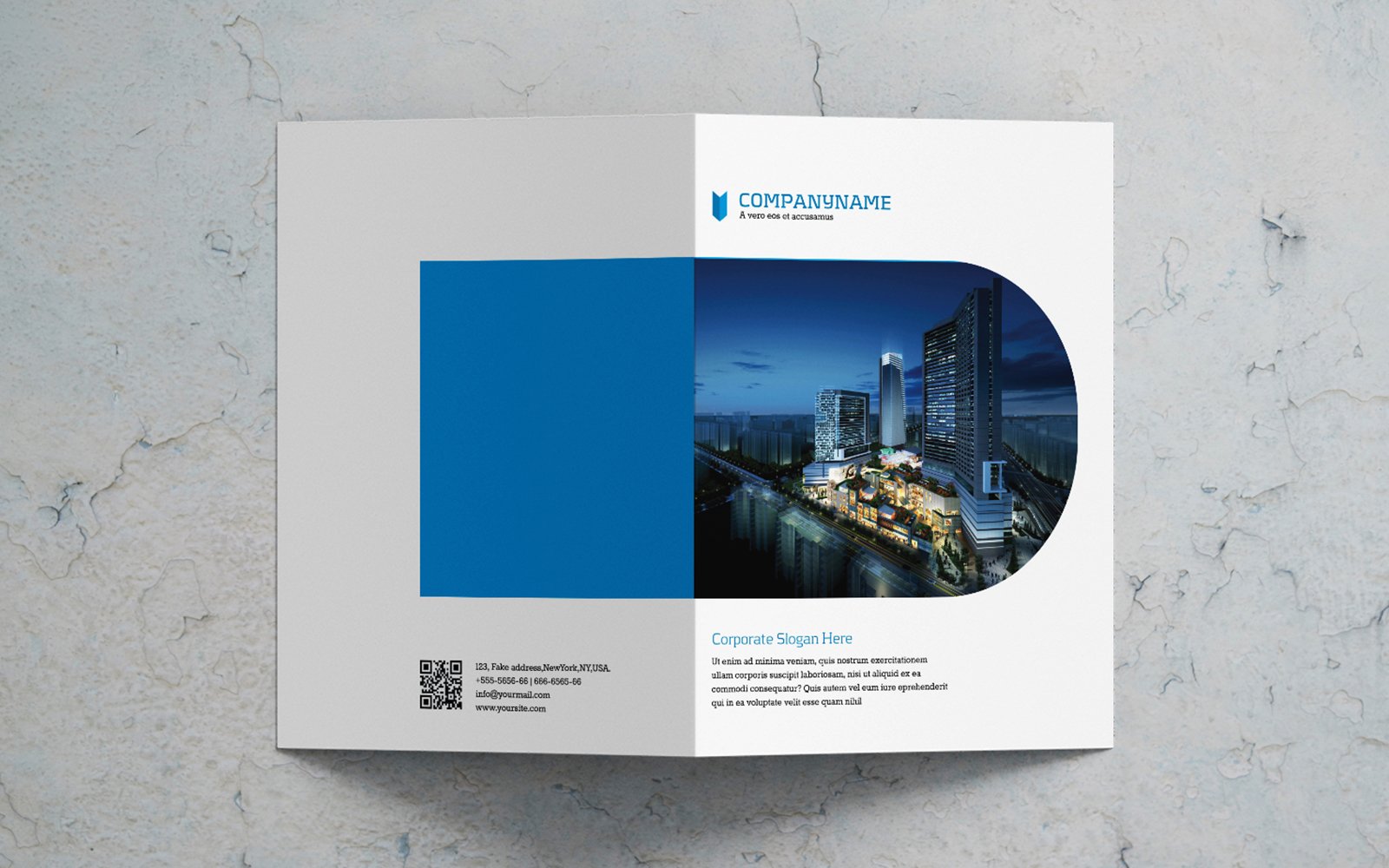 Photoshop Corporate Brochure Template