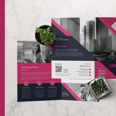 Bifold Flyer Corporate Identity 210647