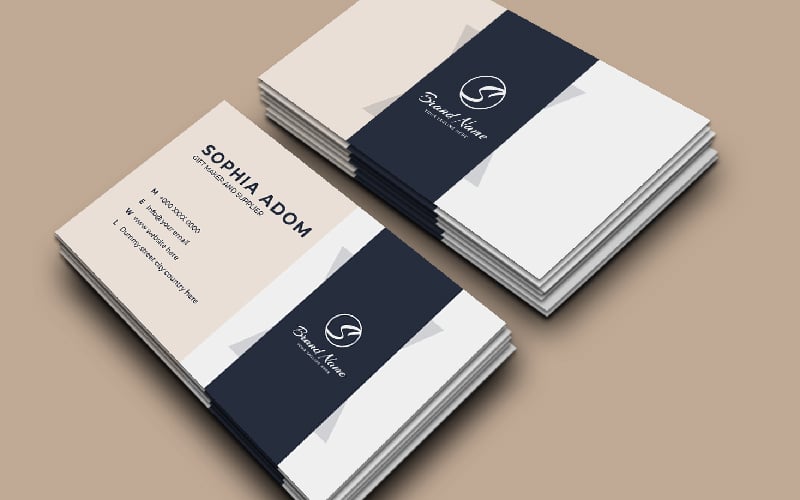 Clean And Modern Feminine Business Card